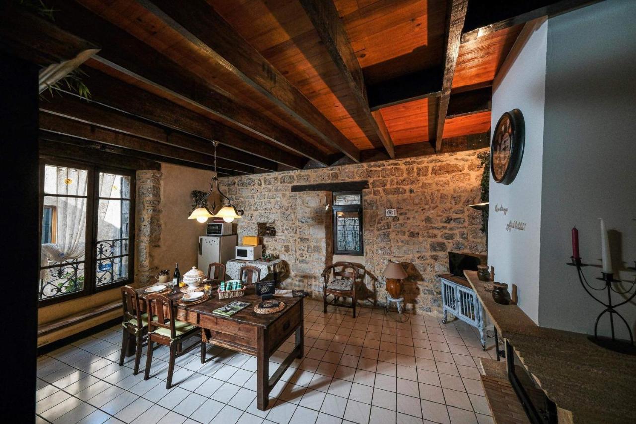 Ferienhaus La Maison Huguetoune Nant
